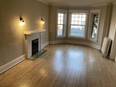 Main picture of 2821 E Belleview Pl