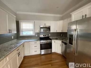 Main picture of 11 Woodside Ave