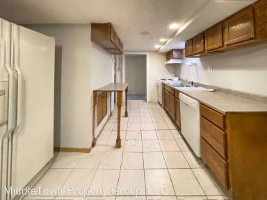 Main picture of 216 S College Ave