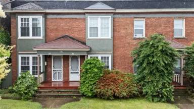 Main picture of 15416 Waterloo Rd
