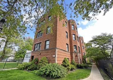 Main picture of 1507 W Sherwin Ave