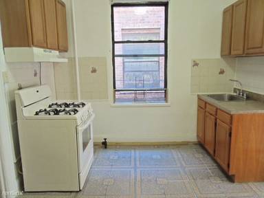 Main picture of 1576 Saint Johns Pl