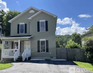 Main picture of 25 Ridge St