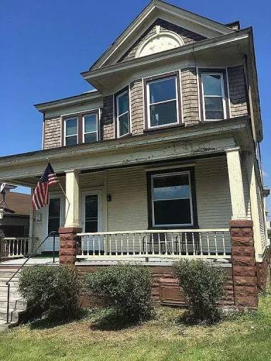 Main picture of 103 N 7th St
