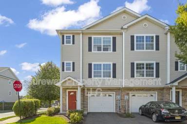 Main picture of 10 Alfred Ave