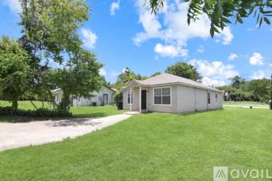 Main picture of 710 Dunbar Rd