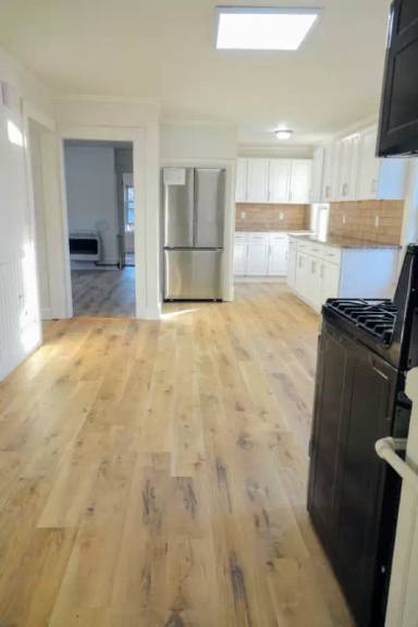 Main picture of 35 Litchfield St