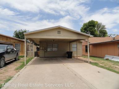 Main picture of 706 Los Arboles
