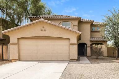 Main picture of 16761 W Maricopa St