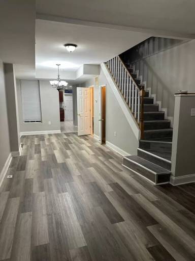 Main picture of 541 E 38th St