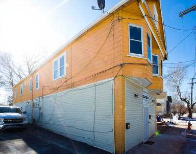 Main picture of 8302 Sowinski Ave