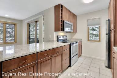 Main picture of 9309 Jewel Lake Rd