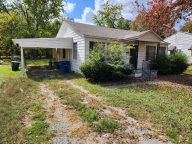 Main picture of 5018 Lynch Dr