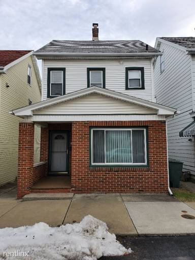 Main picture of 1921 1st Ave