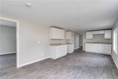 Main picture of 31 Main St