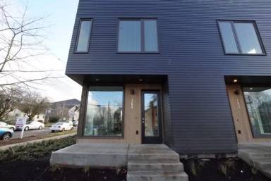 Main picture of 1604 N Bryant St