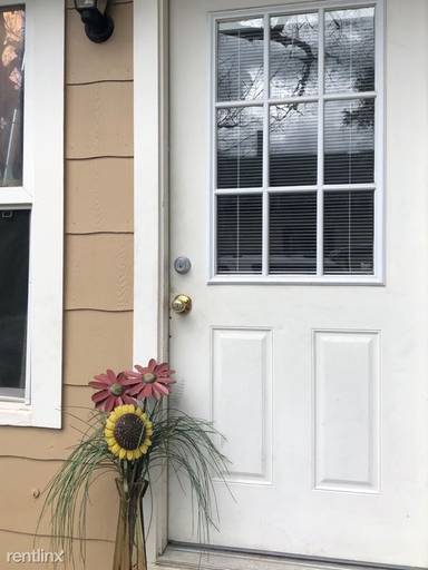 Main picture of 1209 Maple St