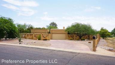 Main picture of 2423 Oak Hill St