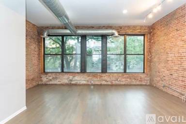 Main picture of 2150 W Division St