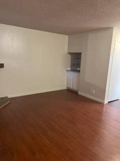 Main picture of 1830 W 145th St