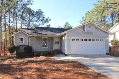Main picture of 430 Sandhills Cir