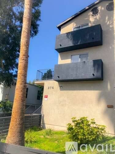 Main picture of 374 N Avenue 57
