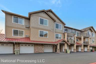 Main picture of 695 NW Falling Waters Ln