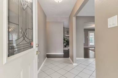 Main picture of 6215 Brookdale Dr