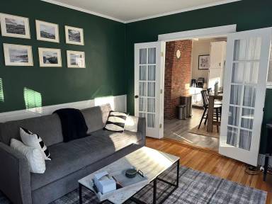 Main picture of 23 Edwards St