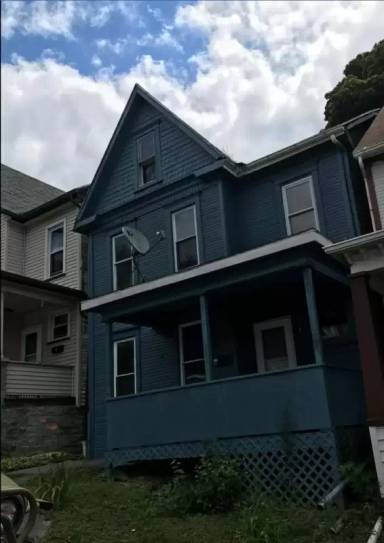 Main picture of 223 Cherry Ave