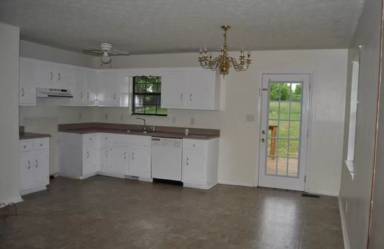 Main picture of 217 Al Oerter Dr