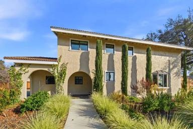 Main picture of 1368 Pegan Cmn