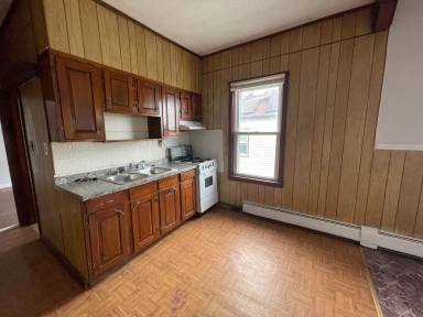 Main picture of 869 Brock Ave