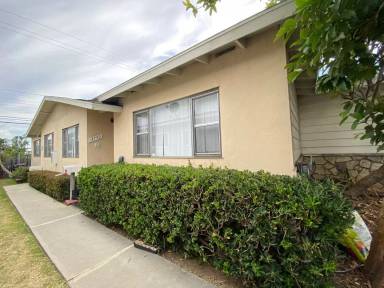 Main picture of 3732 E 17th St