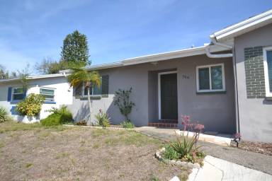 Main picture of 746 Barbara St