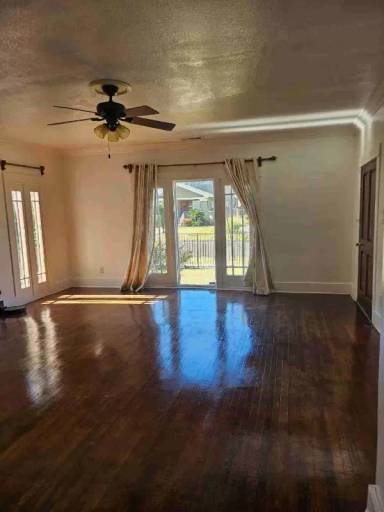 Main picture of 5708 Brynhurst Ave