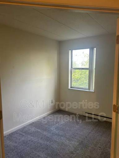 Main picture of 3555 Handman Ave