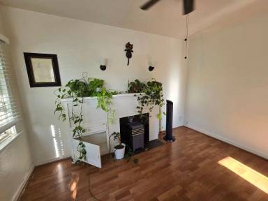 Main picture of 1809 Mission Ave