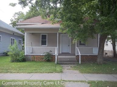 Main picture of 2405 Fletcher St