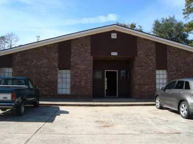 Main picture of 929 Live Oak Dr