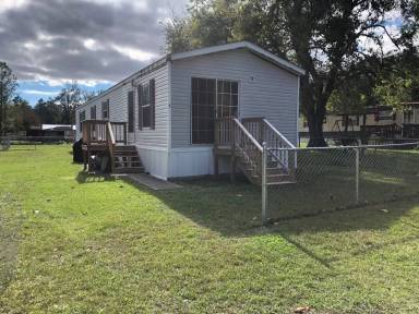 Main picture of 1 Duke Dr