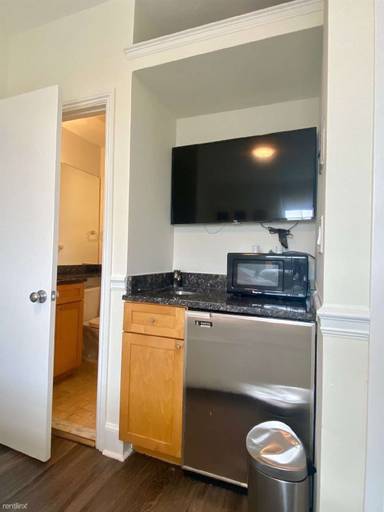 Main picture of 44 Concord Sq