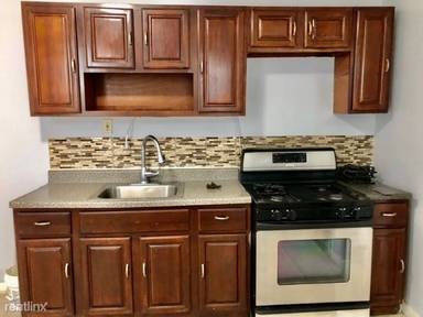 Main picture of 41 W 54th St