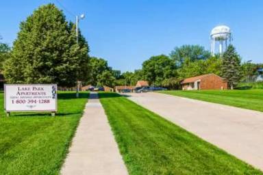 Main picture of 602 W Van Dorn St