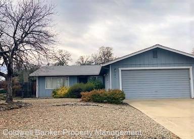 Main picture of 746 Redwood Blvd