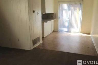 Main picture of 504 1st St