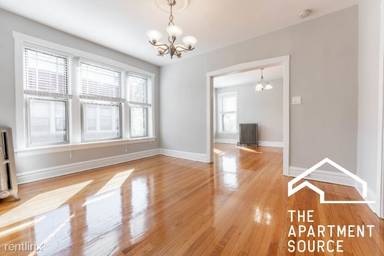 Main picture of 2147 W Lunt Ave