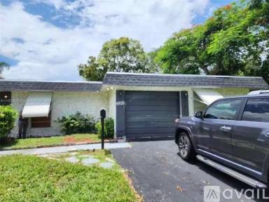Main picture of 6900 NW 78th Ct