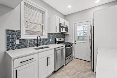 Main picture of 1626 Rutherford Ave