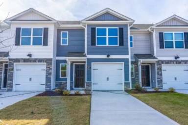 Main picture of 207 Maddox Dr